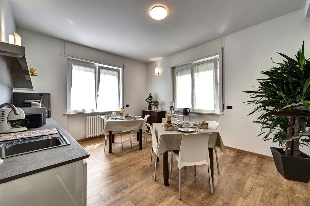 B&B Villa Giuli Варезе Екстер'єр фото